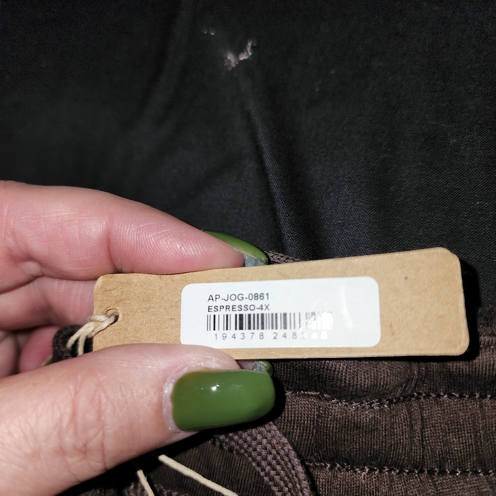 SKIMS NWT oversized Boucle/Sherpa joggers - Picture 2 of 4